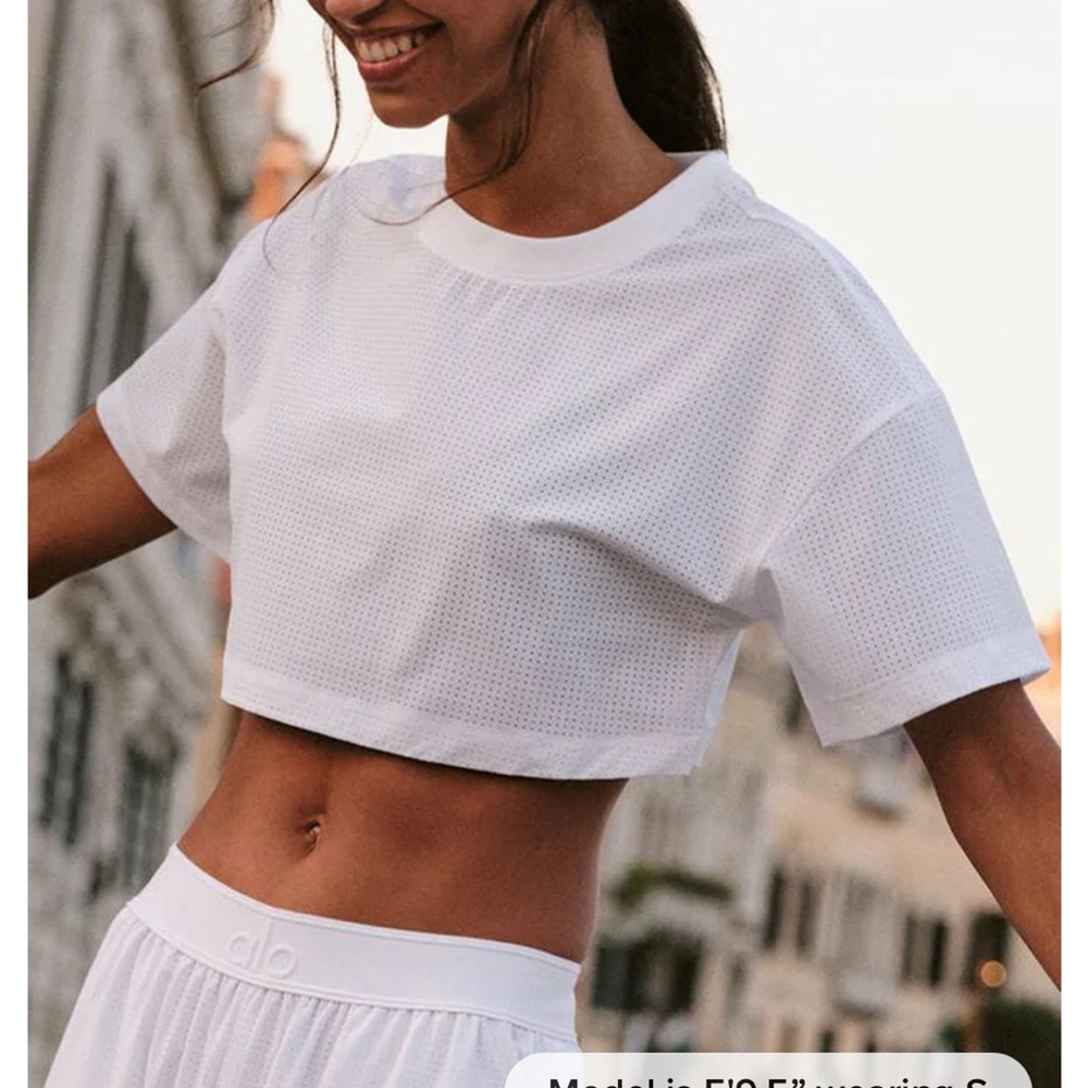 NWT ALO Yoga Mesh Cropped Mirage Tee